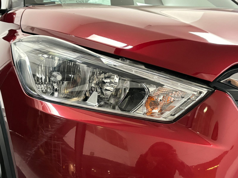 Nissan Kicks  5 pts. Advance, 1.6l, TA, a/ac., VE, RA-17 2018